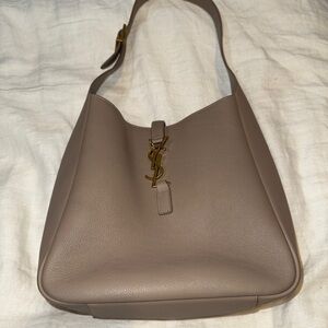 Le 5 A 7 YSL Small Hobo Bag
